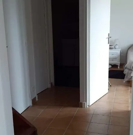 Mon Ecrin De Nature Rez De Jardin Сasa de vacaciones *