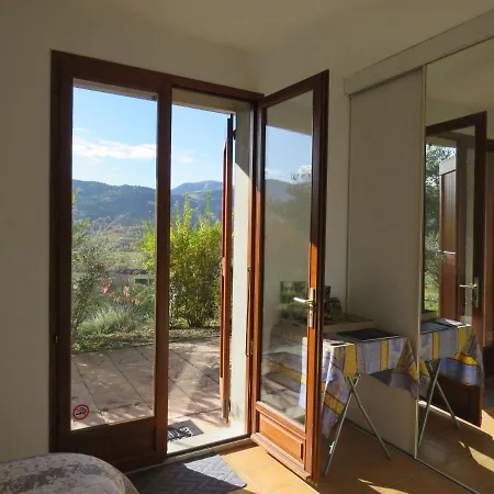Holiday home Mon Ecrin De Nature Rez De Jardin Seyne