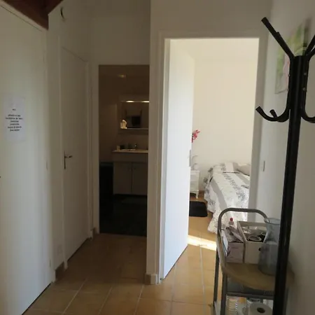 Mon Ecrin De Nature Rez De Ensoleillé Сasa de vacaciones *